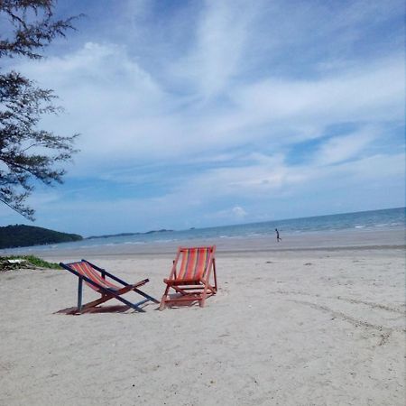 Rayong Beach Condo Бан-Чак-Пхай Экстерьер фото